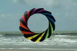 Ring Kite 3m Schwarz/rainbow